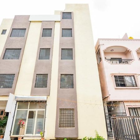 Sukrangu Palace Hotel Shirdi Bagian luar foto