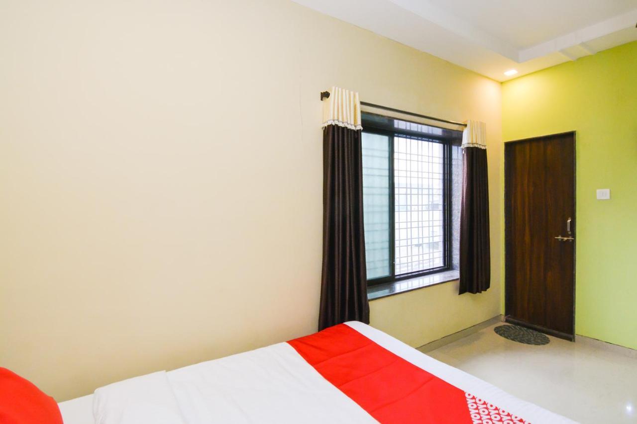 Sukrangu Palace Hotel Shirdi Bagian luar foto