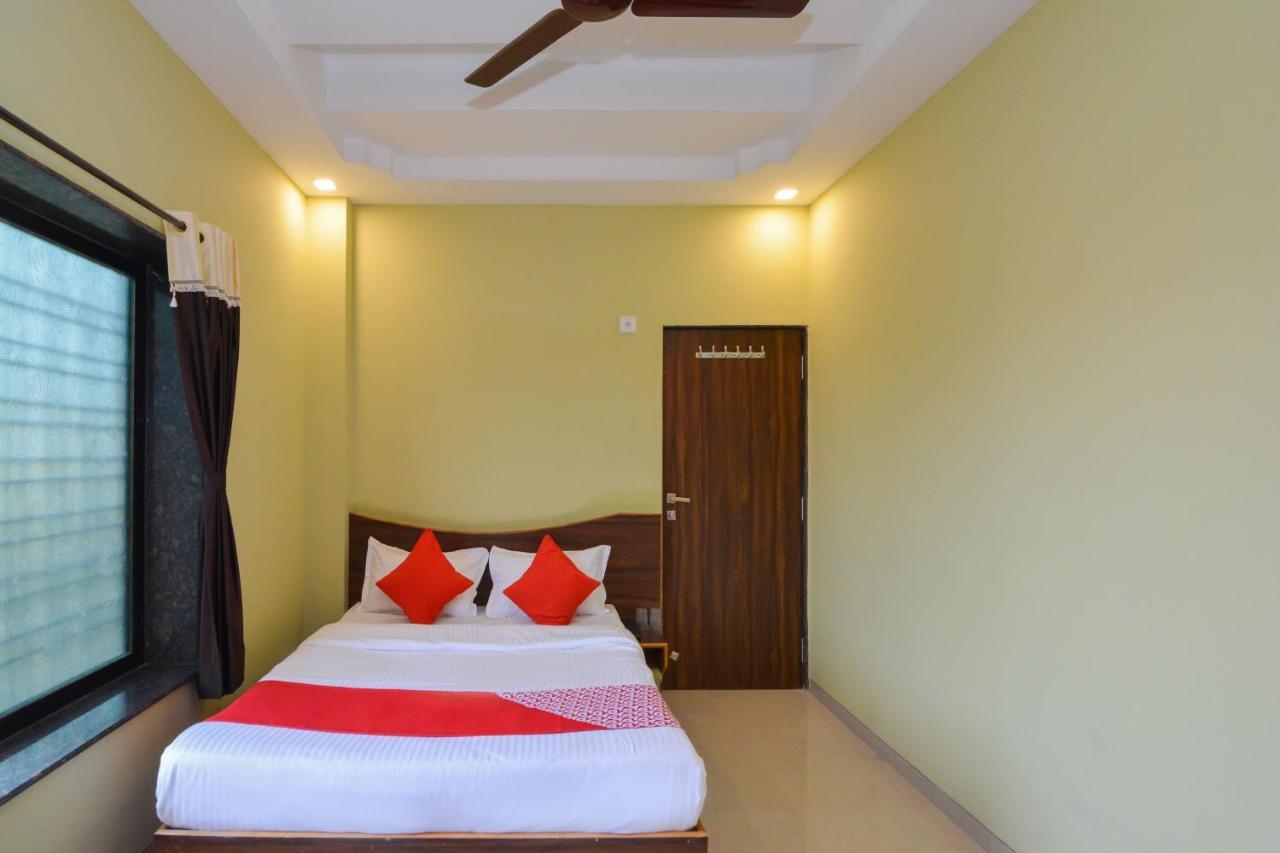 Sukrangu Palace Hotel Shirdi Bagian luar foto