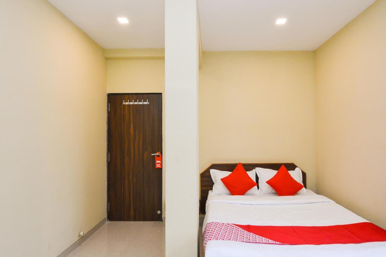 Sukrangu Palace Hotel Shirdi Bagian luar foto
