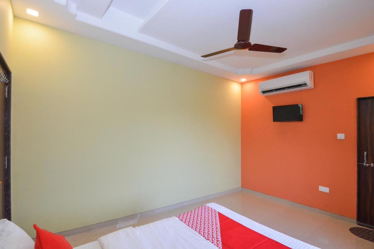 Sukrangu Palace Hotel Shirdi Bagian luar foto